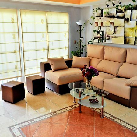 Bonito Apartamento Centrico Y Cerca De La Playa. Málaga Exteriör bild