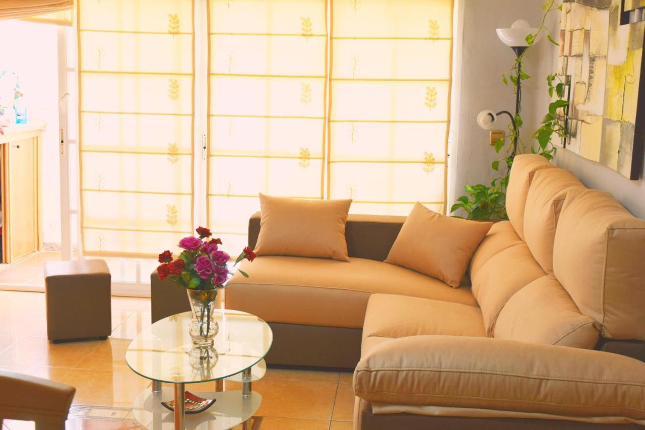 Bonito Apartamento Centrico Y Cerca De La Playa. Málaga Exteriör bild